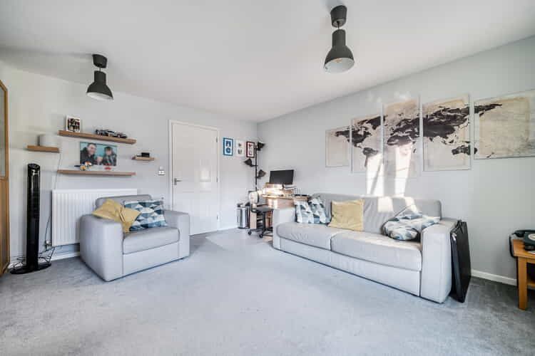 Property photo 2 of 17