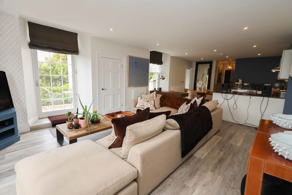 Additional image 29 of 2 bed flat for saleMarine Hill, Clevedon BS21