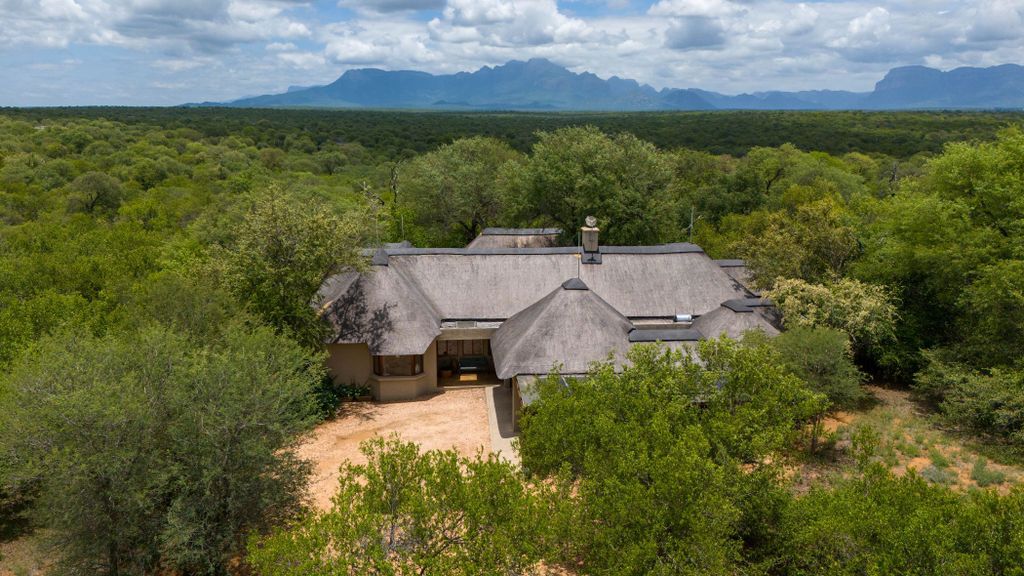 Property photo 1 of 56 1Hs1710117