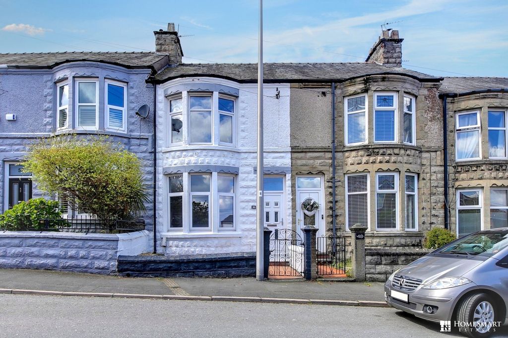 Property photo 1 of 18 Front