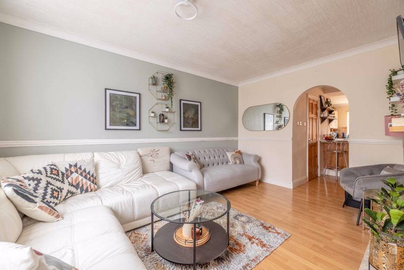 Property photo 2 of 11 Photo 7