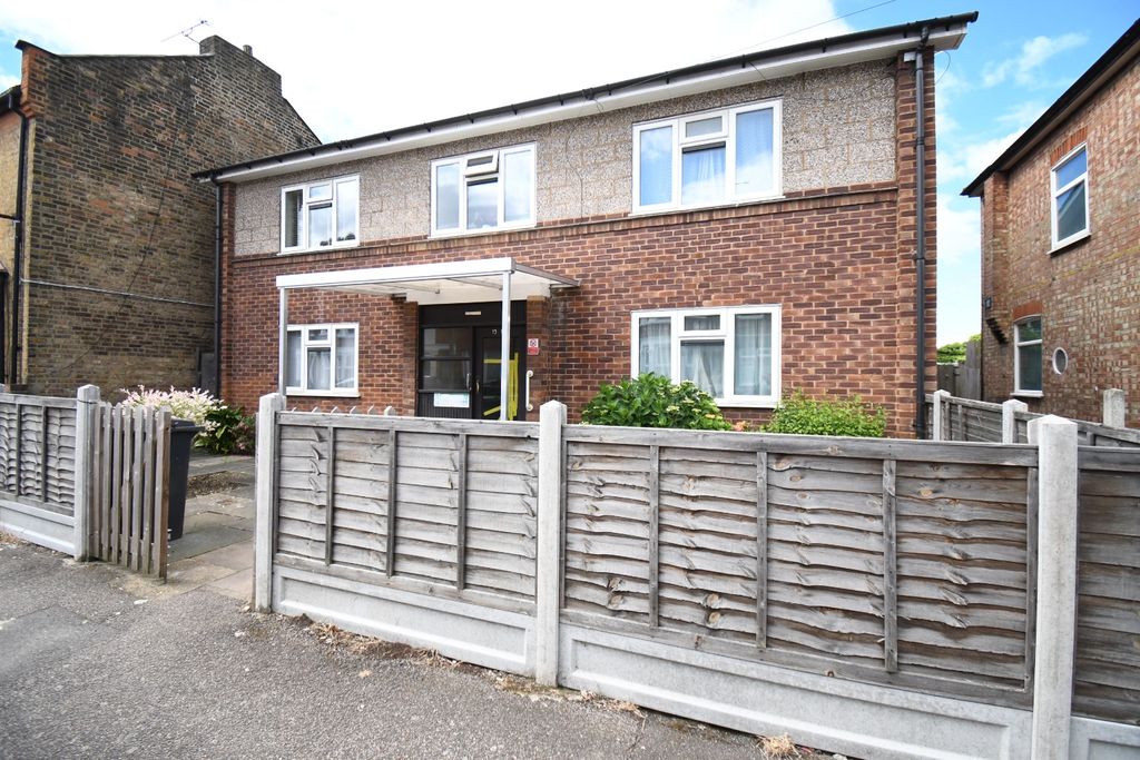 Property photo 2 of 11 1523411
