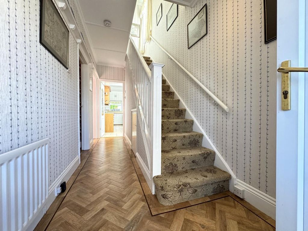 Property photo 2 of 26 Hall