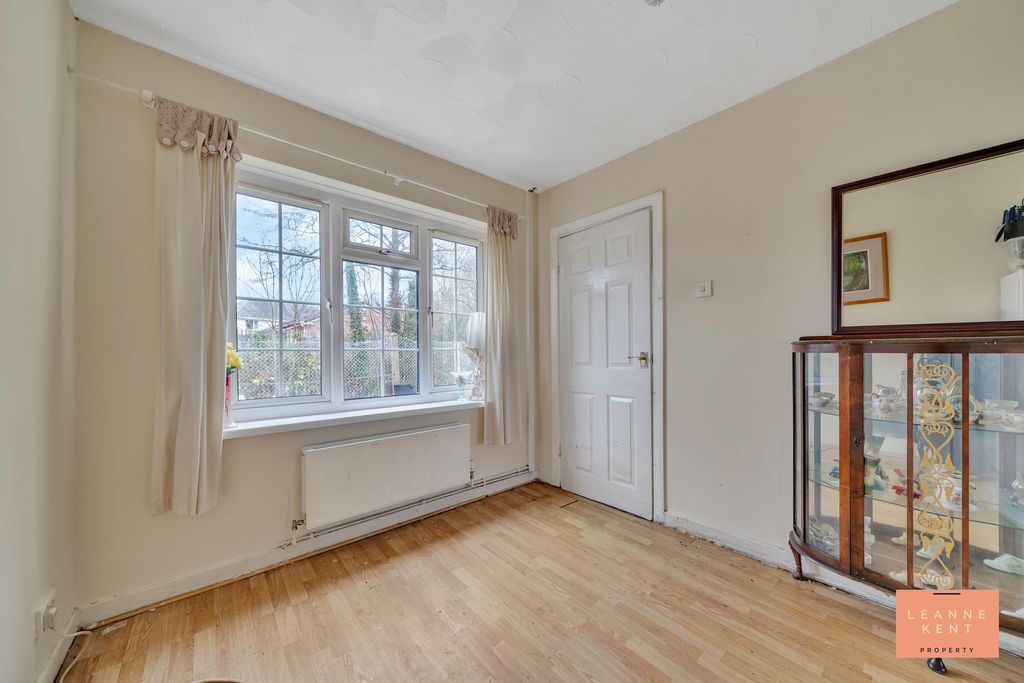 Property photo 3 of 22