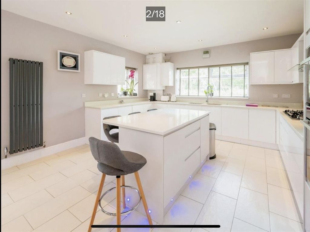 Property photo 3 of 17 Eee8Dbd0-3Eac-4159-Ae0B-99A76E972Fbd.Jpeg