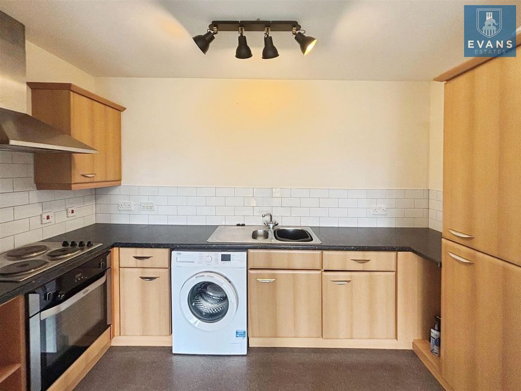 Property photo 2 of 14 d1A529Eb-9.Jpg