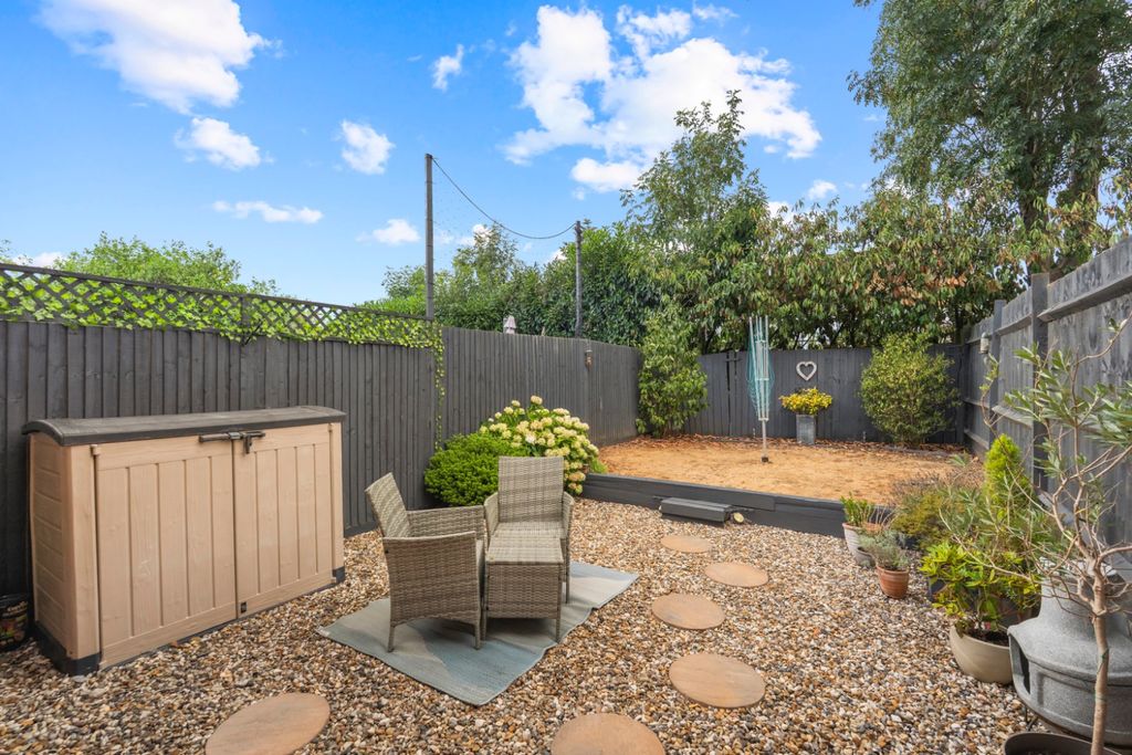 Property photo 3 of 18 5417826