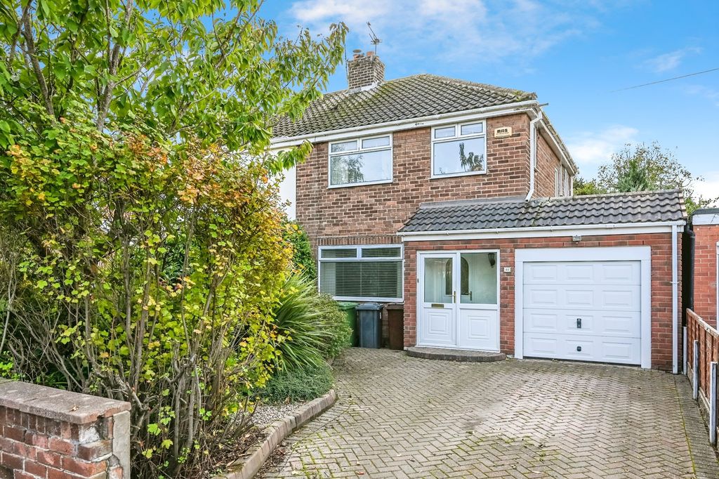 Property photo 1 of 16 Photo