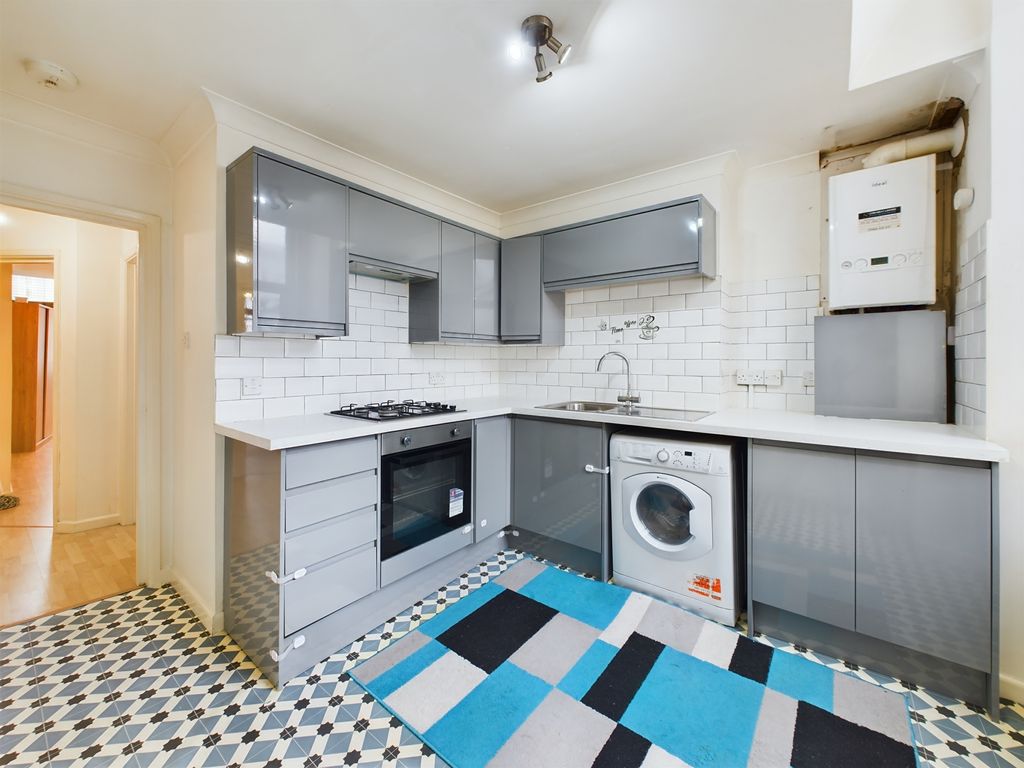 Property photo 3 of 7 Cam03974G0-Pr0074-Still001