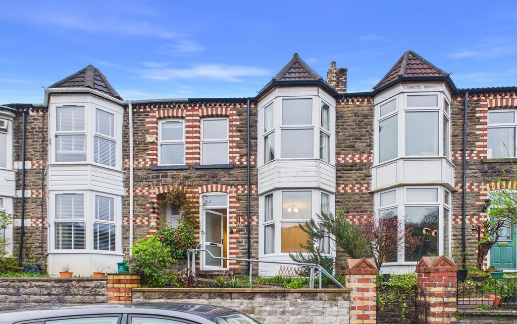 Property photo 1 of 25