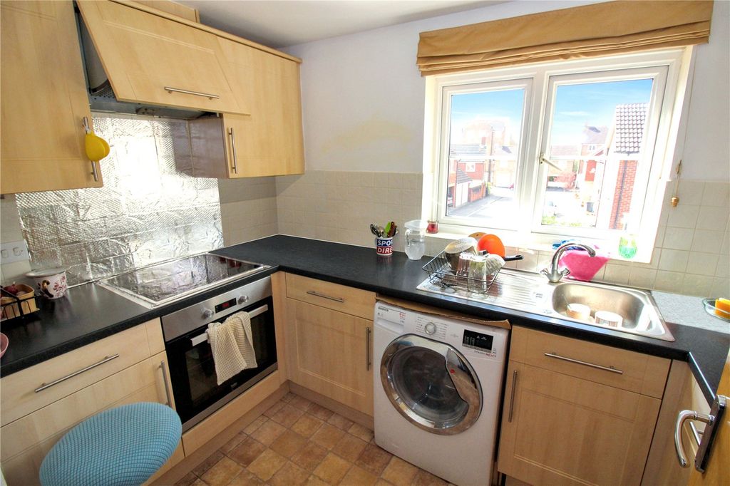 Property photo 3 of 8 Picture No. 01