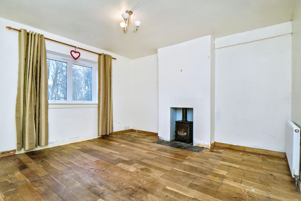 Property photo 3 of 14 Property Image 3