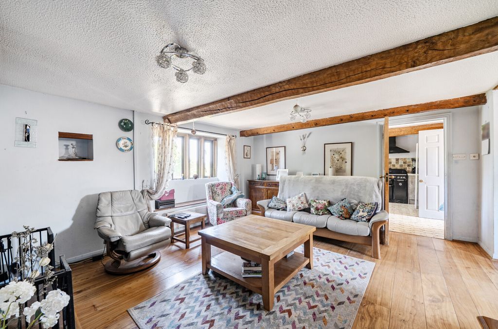 Property photo 2 of 29 1488712-15-6A54E6...