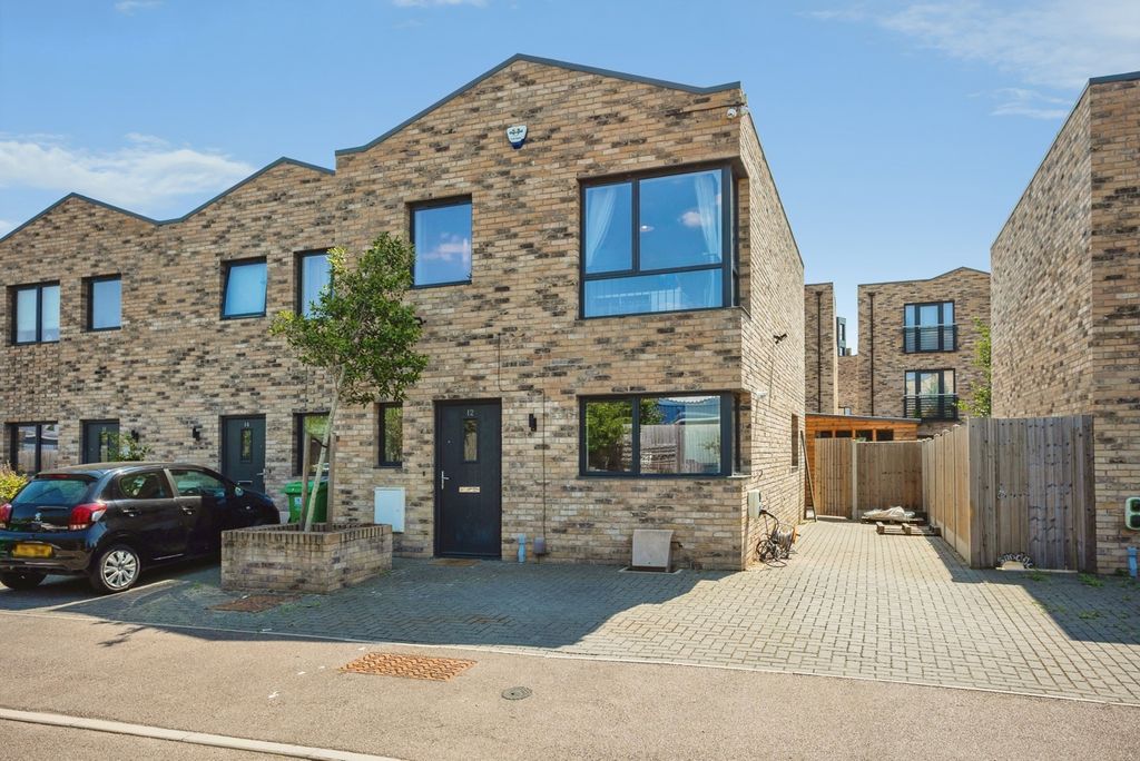Property photo 1 of 20 Pbox-Img.Jpg