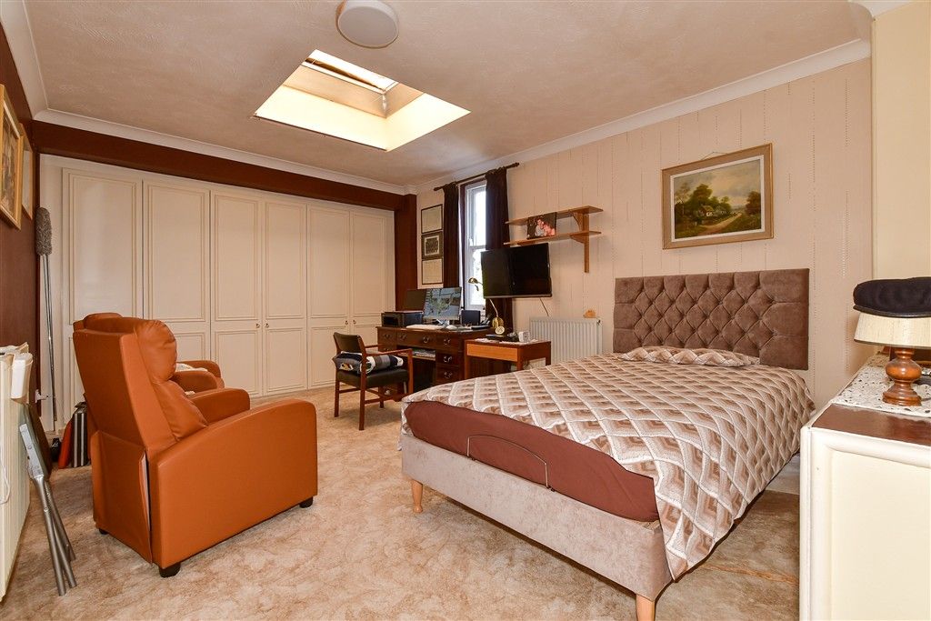 2 bed flat for saleNew Dover Road, Canterbury, Kent CT1