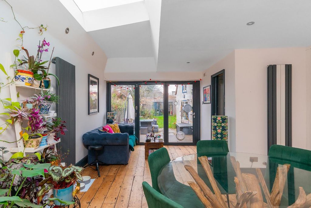 Property photo 1 of 30 9N6Sdd - Kitchen Diner D.Jpg