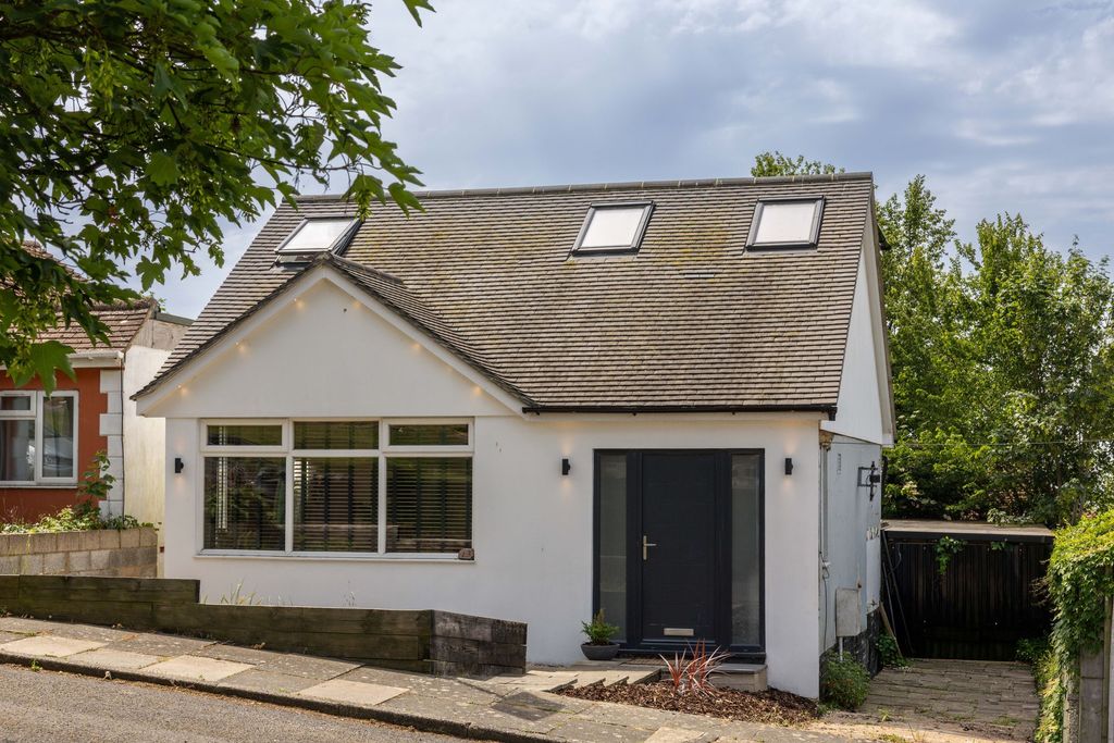 Property photo 1 of 22