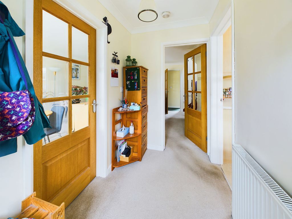 Property photo 3 of 21