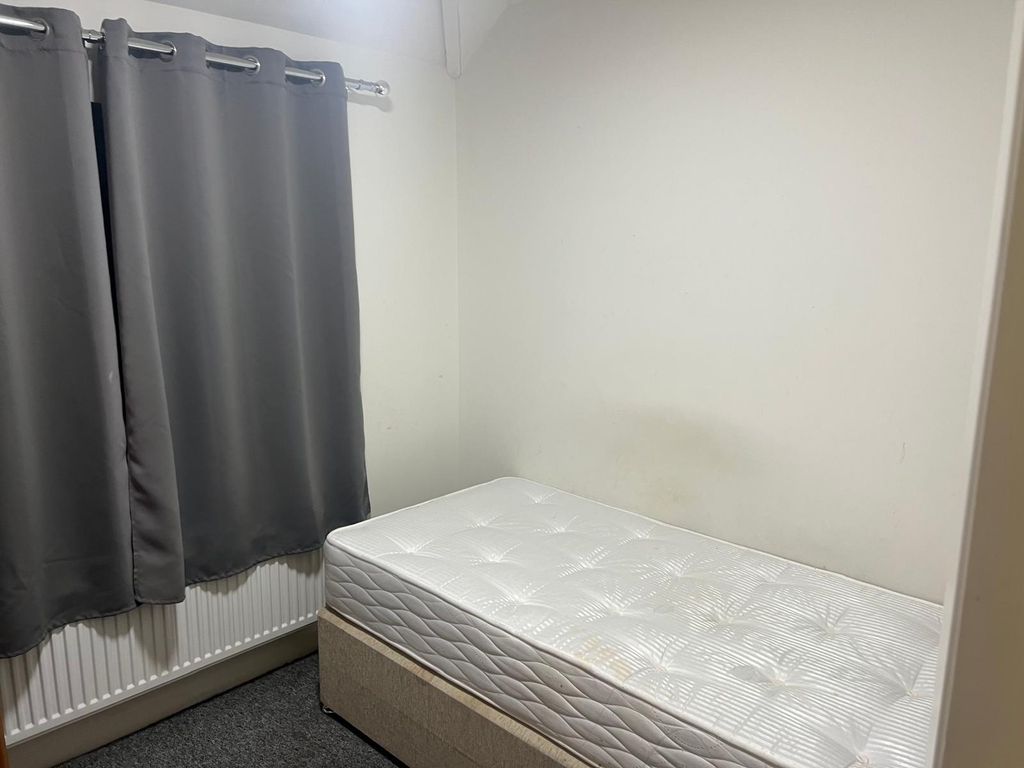 Property photo 2 of 8 Gallery