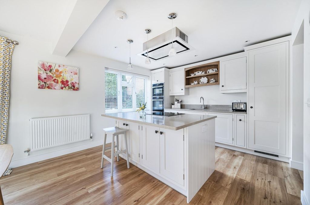 Property photo 3 of 20 1406359-2-697A2A078469F.Jpg