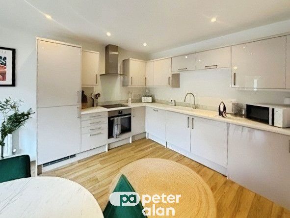 Property photo 1 of 15 Front