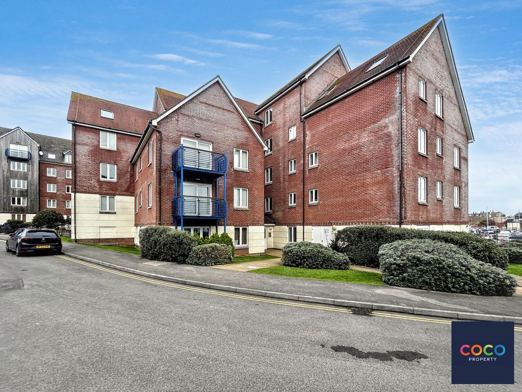 Property photo 1 of 16 Front