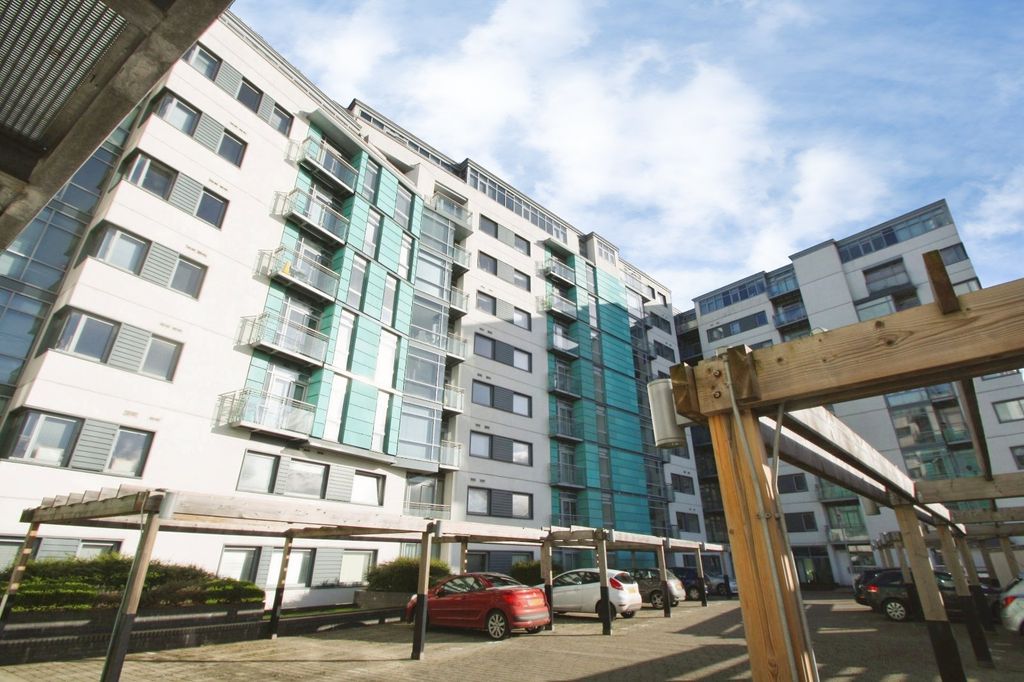 Property photo 1 of 8 Picture No. 12