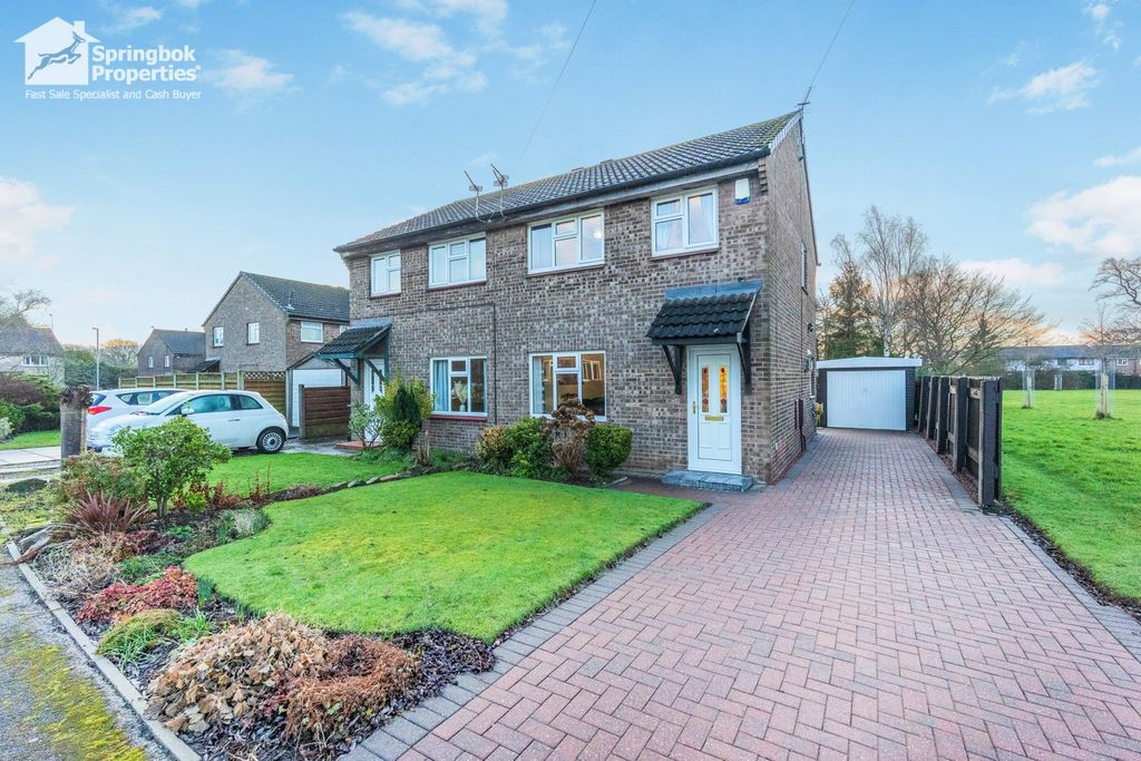 Property photo 1 of 12 Front View