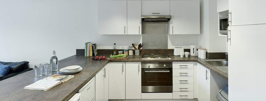 Property photo 2 of 3