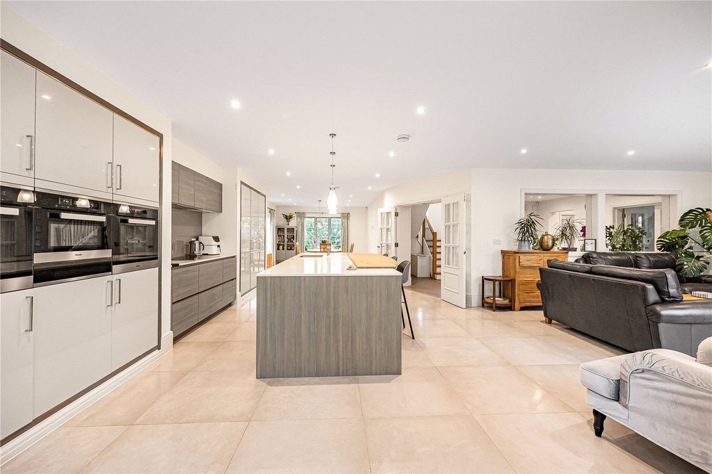 Additional image 5 of 5 bed detached house for saleGreen Lane, Maidenhead, Berkshire SL6