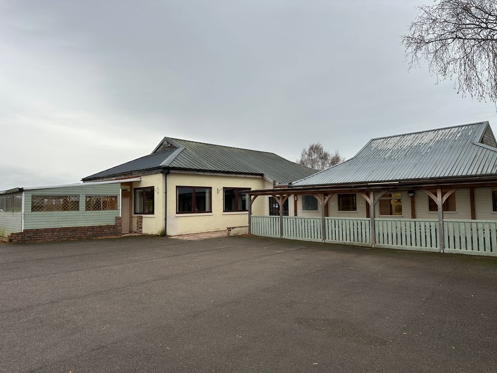 Property photo 1 of 6