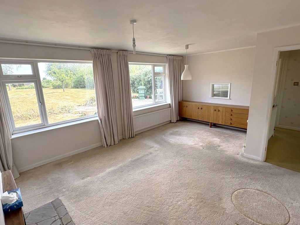 Property photo 3 of 25 Img_5028