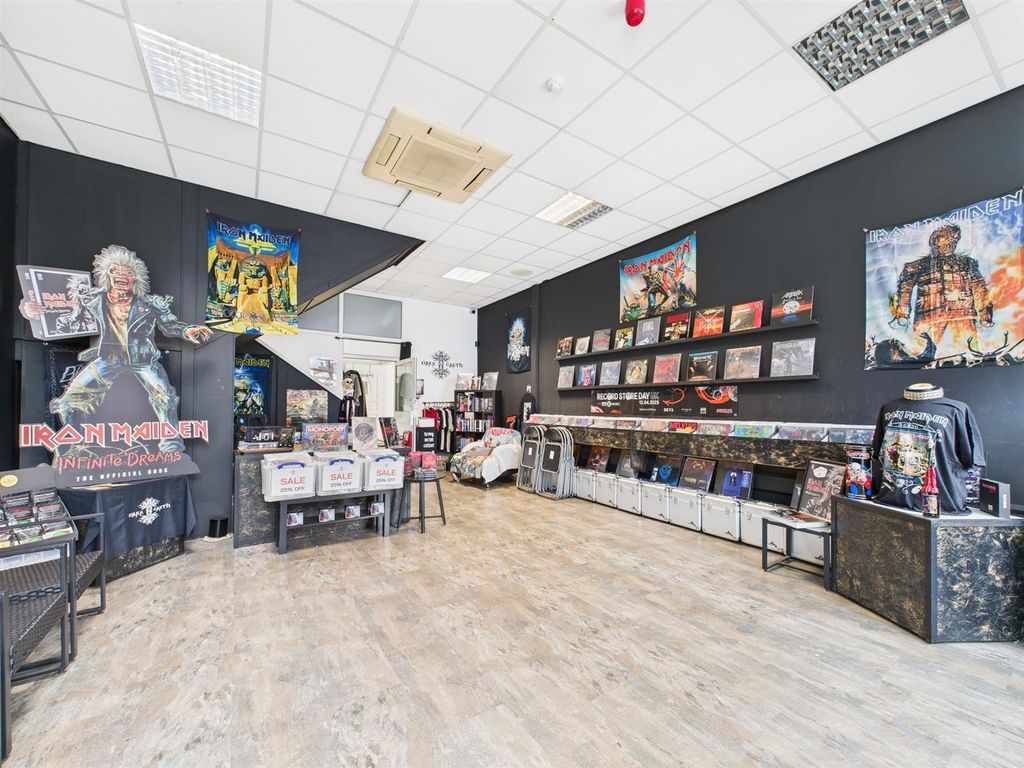 Property photo 2 of 12 Cam03604G0-Pr0203-Still002.Jpg