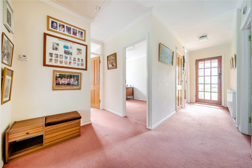 Property photo 2 of 22 Picture No. 07