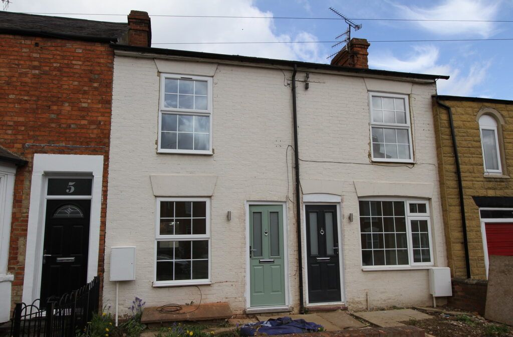 Property photo 1 of 6