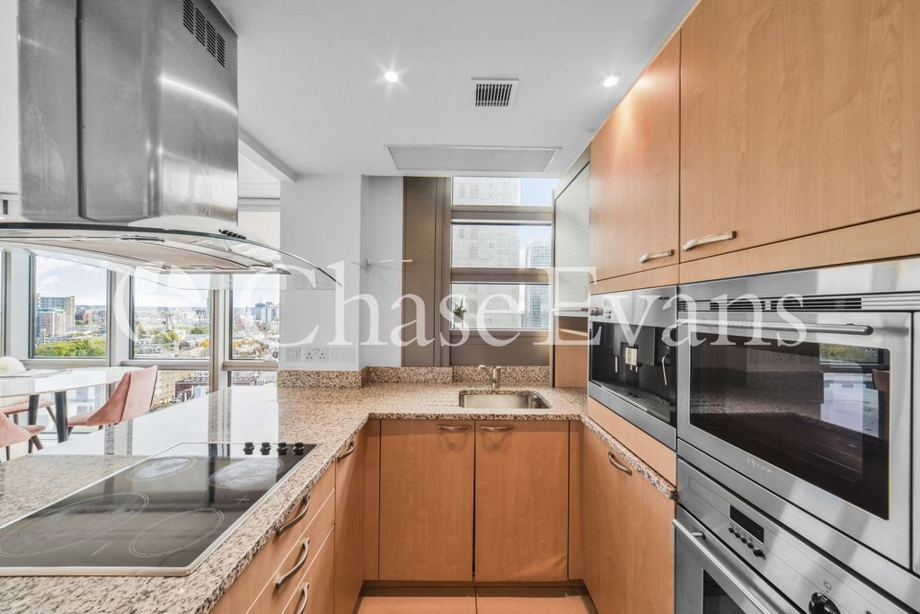 Property photo 2 of 13 Kitchen