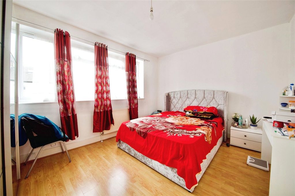 Property photo 3 of 13 Photography