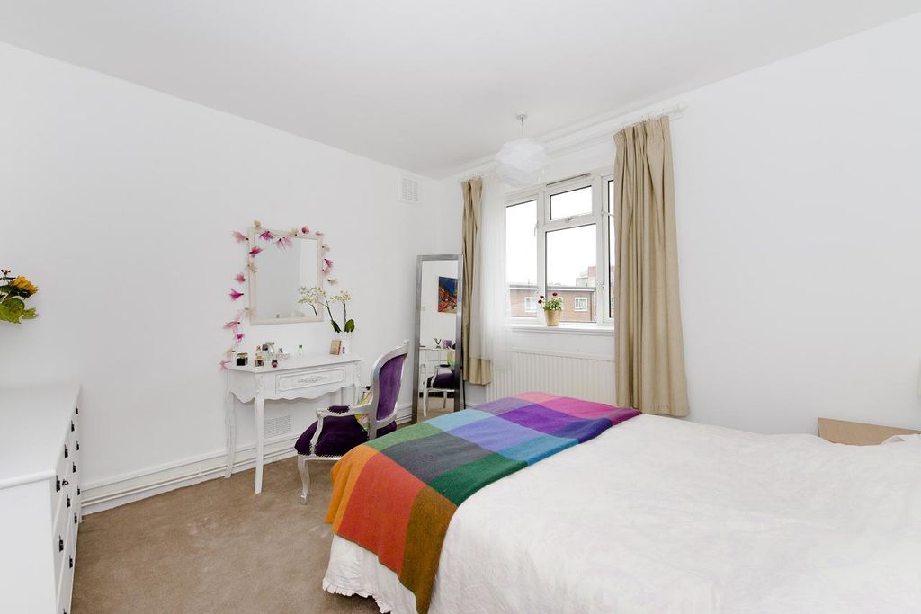 Property photo 3 of 6