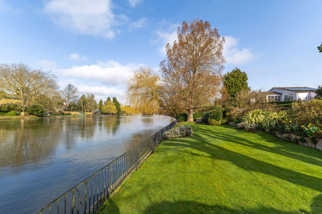 Additional image 20 of 6 bed detached house for saleRiver Road, Taplow, Maidenhead SL6