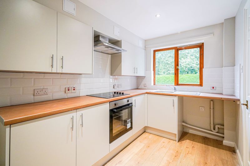 Property photo 2 of 19 Photo 9