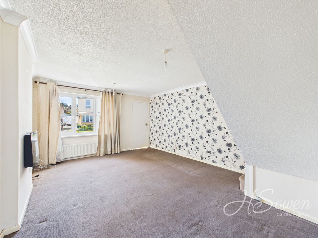 Property photo 2 of 10 Photo 7