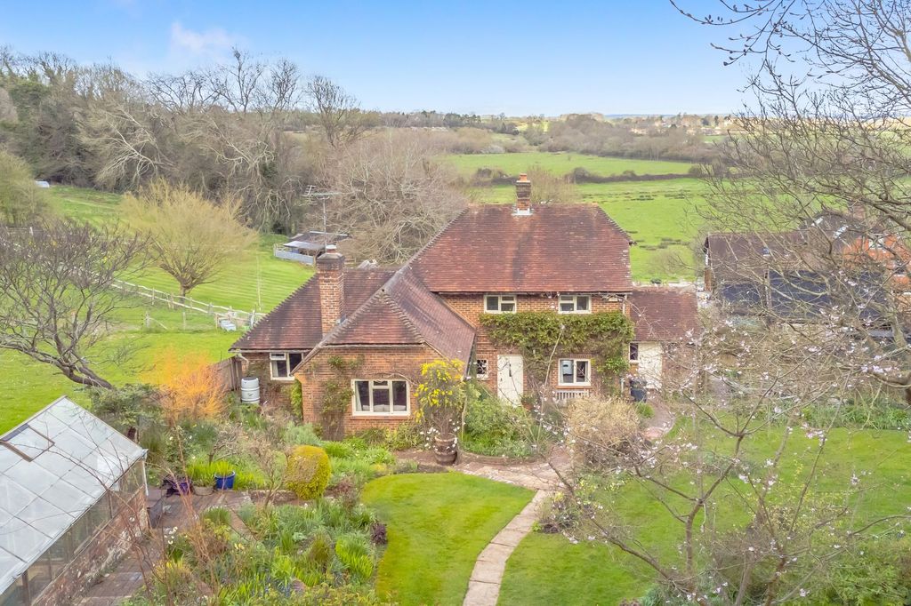 Property photo 1 of 28