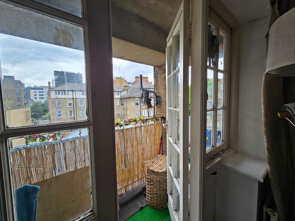 Property photo 2 of 3