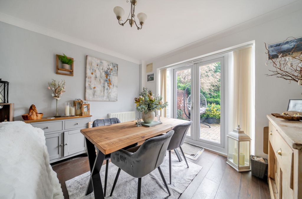 Property photo 3 of 18 1458042-4-6A0627F...