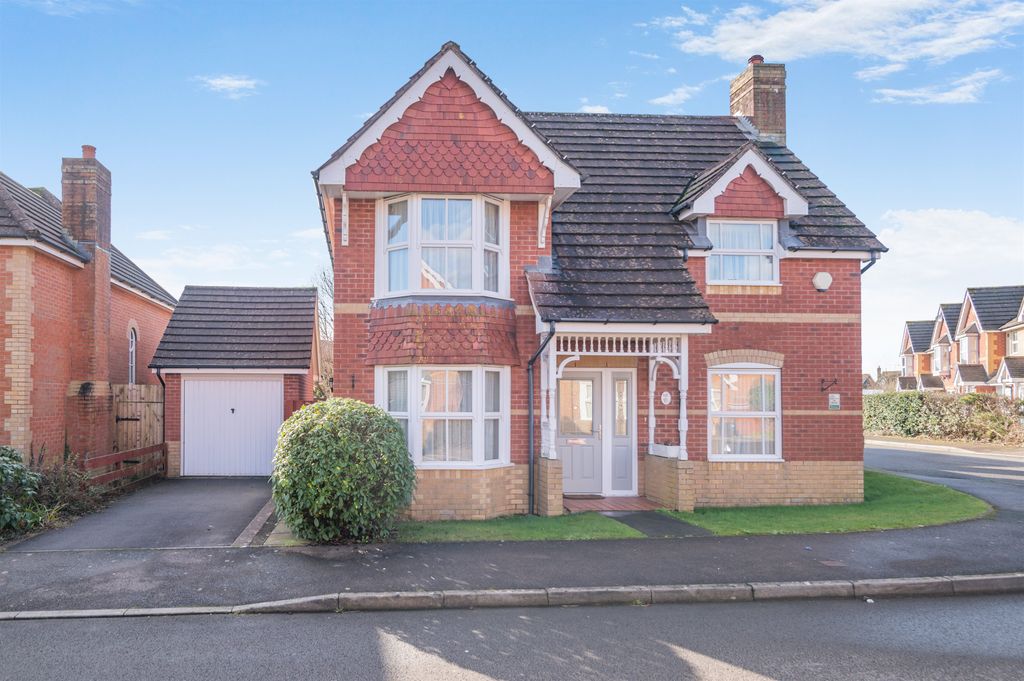 Property photo 1 of 21