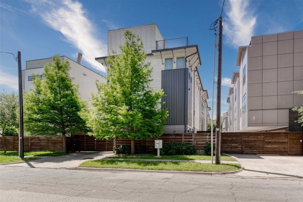 Property photo 2 of 18 <Alttext/>