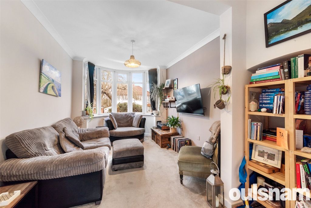 Property photo 3 of 15 Picture No. 30