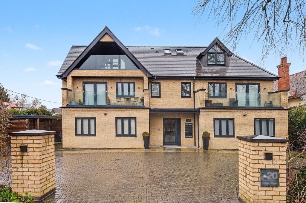 Property photo 1 of 9 Front