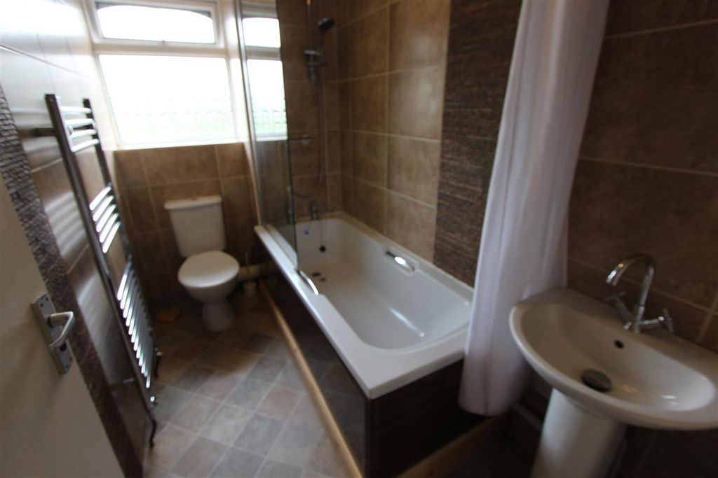 Property photo 2 of 14 Img_9803.Jpg