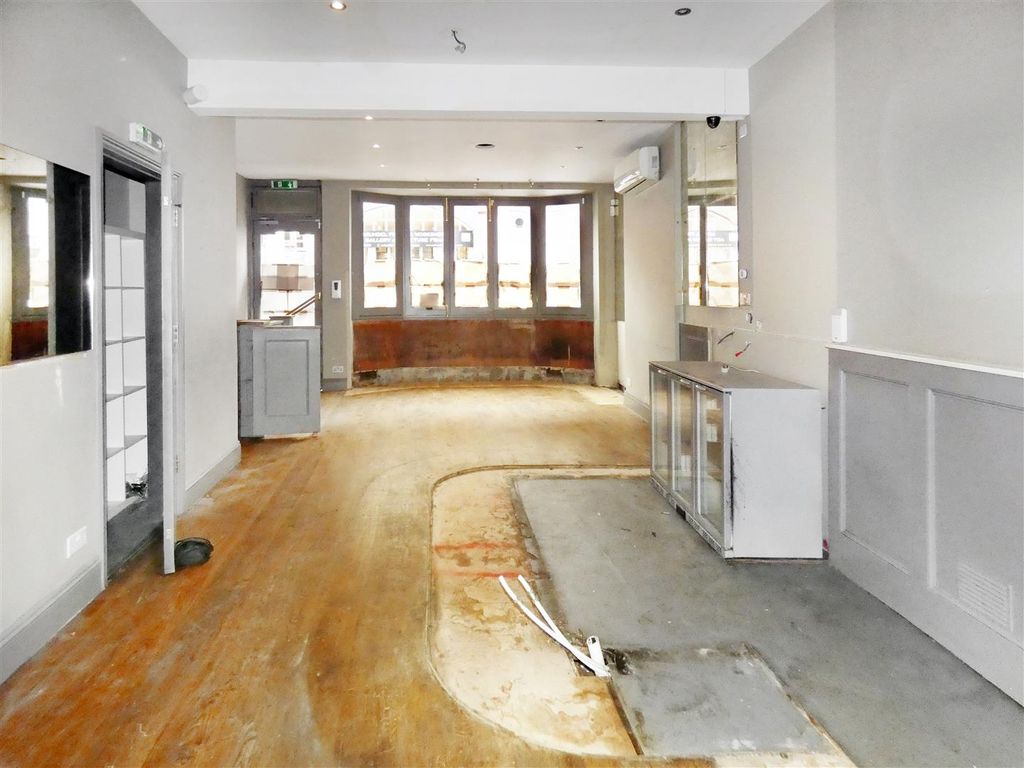 Property photo 3 of 25 P1210353.Jpg